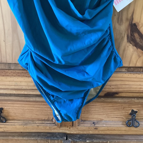 Women Shape FX teal blue one piece swim suit size 16 - NWT - Picture 4 of 13